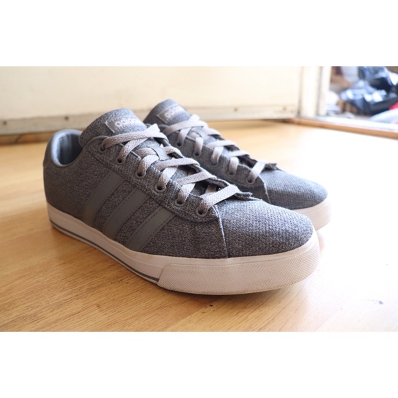 grey on grey adidas - Picture 3 of 7